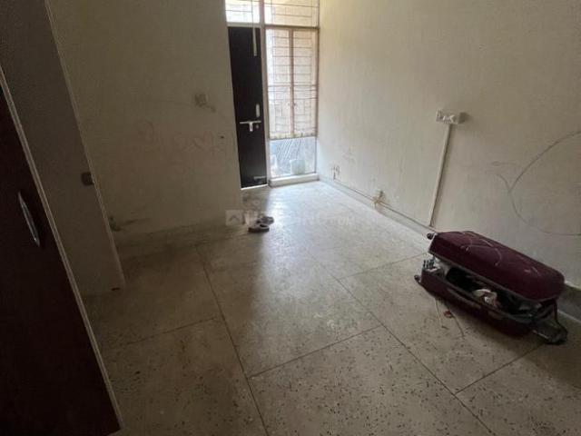 2 BHK Apartment in Sector 22 Dwarka for rent New Delhi. The reference number is 20283167