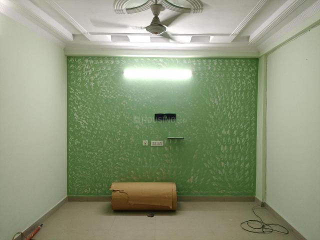 2 BHK Apartment in Sector 22 Dwarka for resale New Delhi. The reference number is 20717310