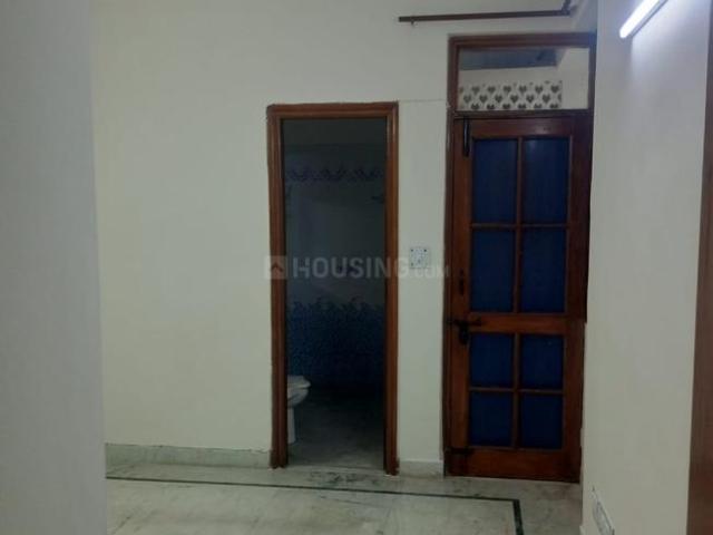 2 BHK Apartment in Sector 23 Dwarka for rent New Delhi. The reference number is 18485162
