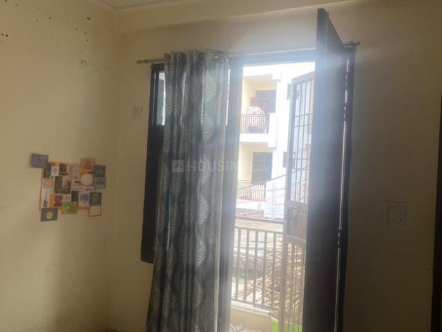 2 BHK Apartment in Sector 23 Dwarka for rent New Delhi. The reference number is 19427863
