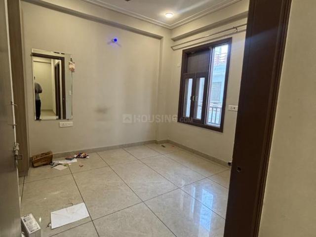 2 BHK Apartment in Sector 23 for rent Gurgaon. The reference number is 19763264