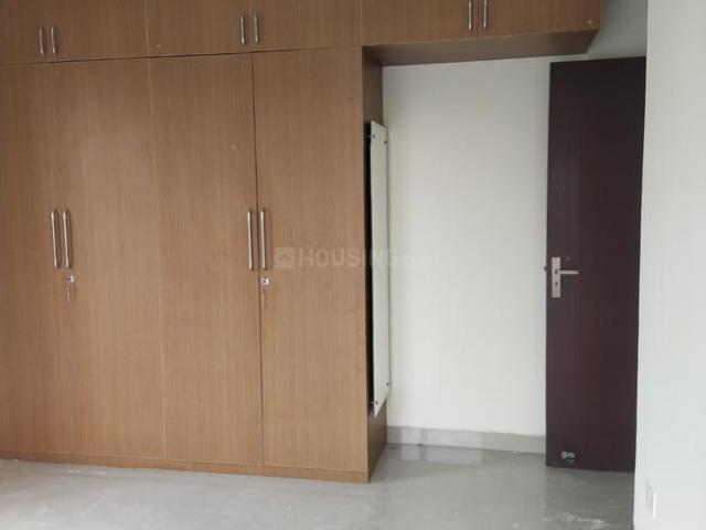 2 BHK Apartment in Sector 2 for rent Sohna. The reference number is 15630405