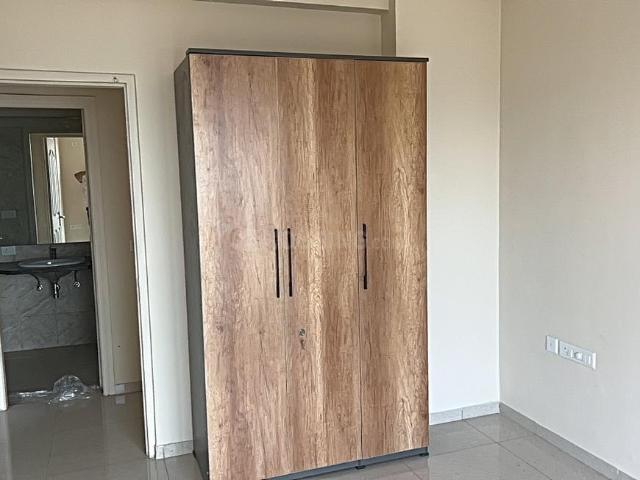 2 BHK Apartment in Sector 2 for rent Sohna. The reference number is 19829406