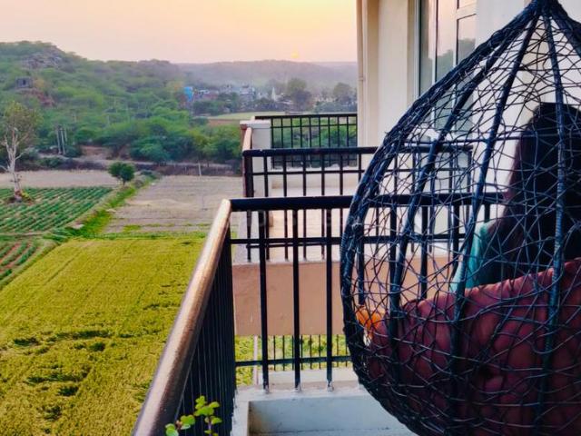 2 BHK Apartment in Sector 35 for rent Sohna. The reference number is 20568141
