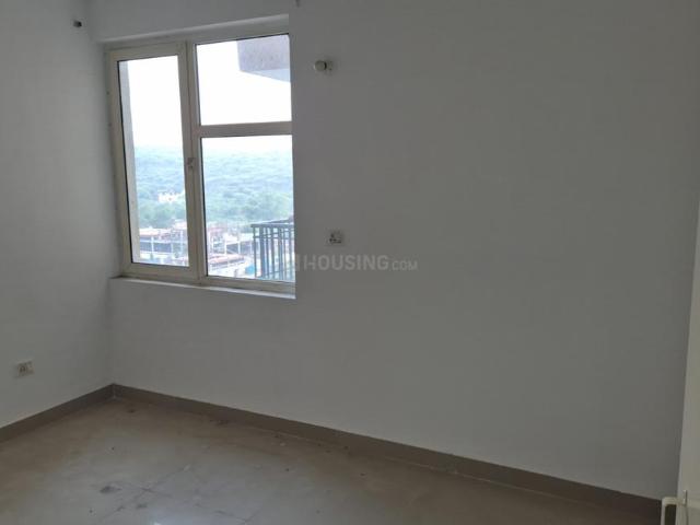 2 BHK Apartment in Mohammadpur Gujar for resale Gurgaon. The reference number is 20630740