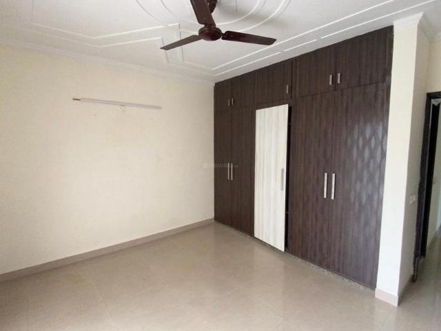 2 BHK Apartment in Sector 37C for rent Gurgaon. The reference number is 19954739