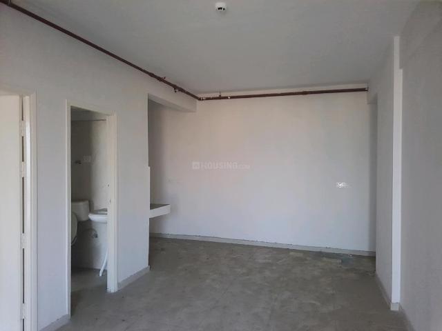 2 BHK Apartment in Sector 37C for resale Gurgaon. The reference number is 18597024