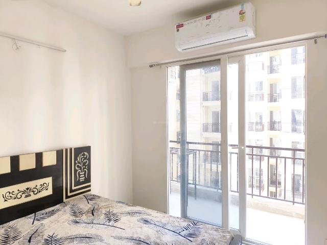 2 BHK Apartment in Sector 37D for rent Gurgaon. The reference number is 19059816