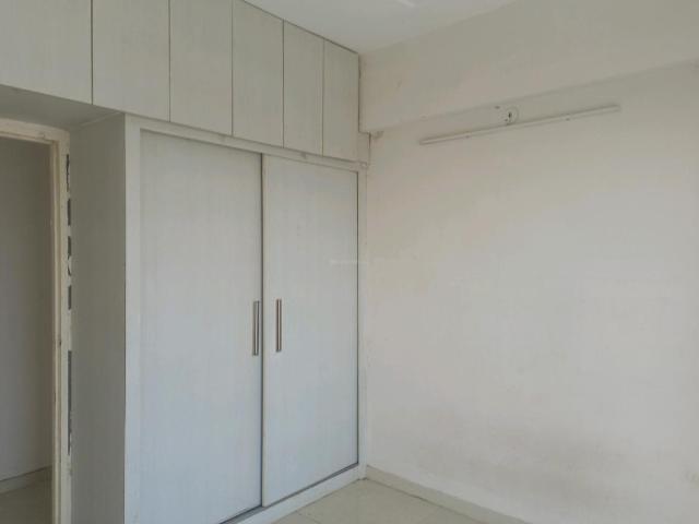 2 BHK Apartment in Sector 37D for rent Gurgaon. The reference number is 19481302