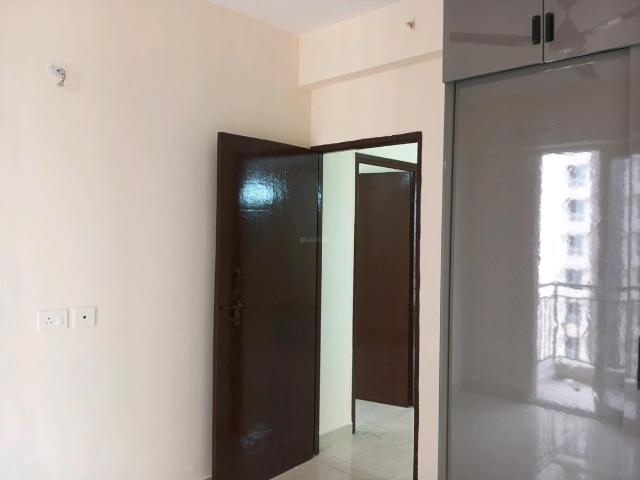 2 BHK Apartment in Sector 37D for rent Gurgaon. The reference number is 19716982