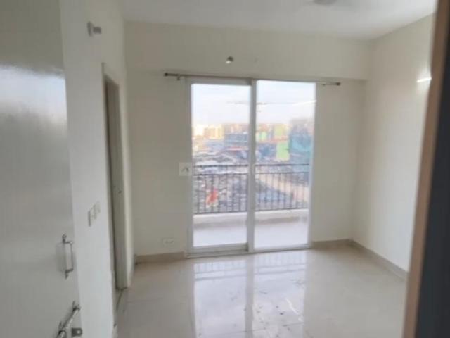 2 BHK Apartment in Sector 37D for rent Gurgaon. The reference number is 19830001