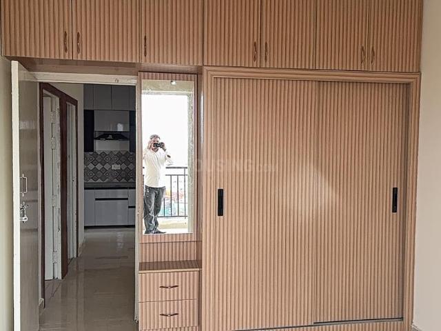 2 BHK Apartment in Sector 37D for rent Gurgaon. The reference number is 19855772