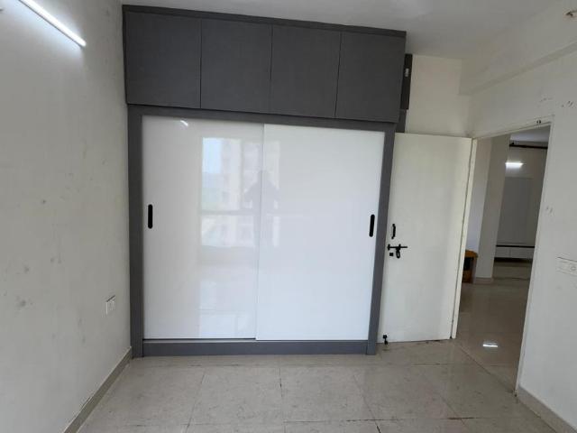 2 BHK Apartment in Sector 37D for rent Gurgaon. The reference number is 20888795