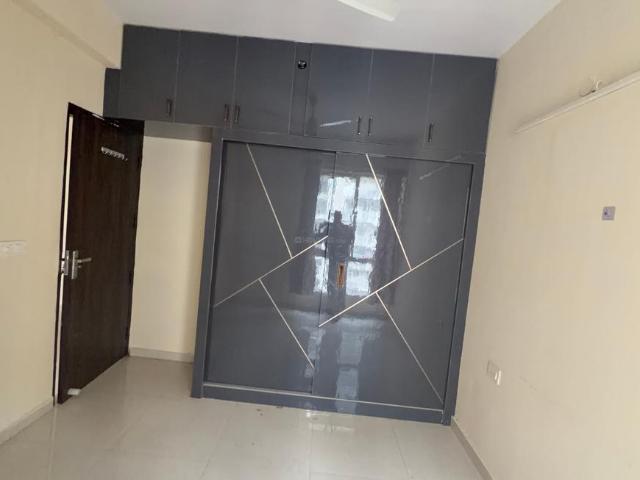 2 BHK Apartment in Sector 37D for rent Gurgaon. The reference number is 20909050