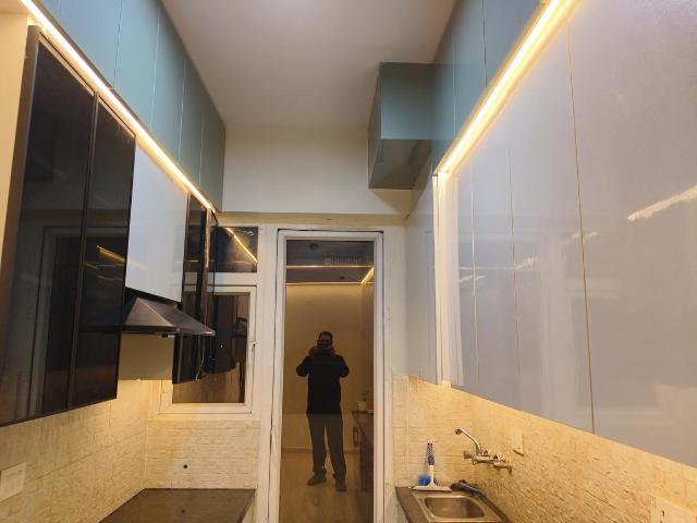 2 BHK Apartment in Sector 37D for resale Gurgaon. The reference number is 19168781