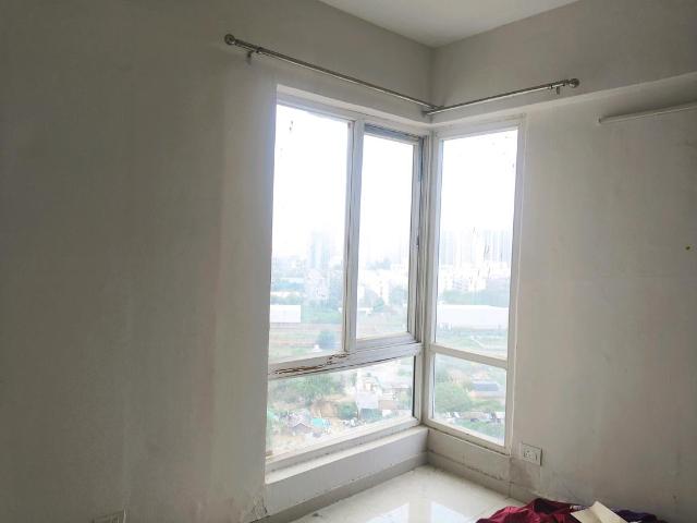 2 BHK Apartment in Sector 37D for resale Gurgaon. The reference number is 20657774