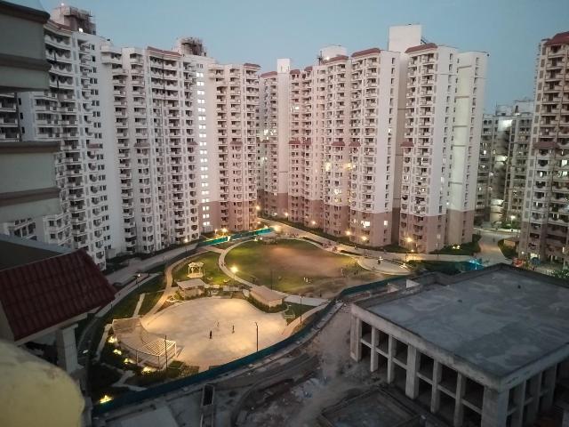 2 BHK Apartment in Sector 37D for resale Gurgaon. The reference number is 20251316