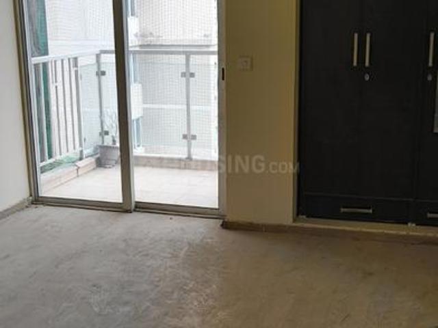 2 BHK Apartment in Sector 37D for resale Gurgaon. The reference number is 20296363