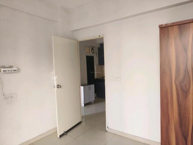 2 BHK Apartment in Sector 37D for resale Gurgaon. The reference number is 20329633