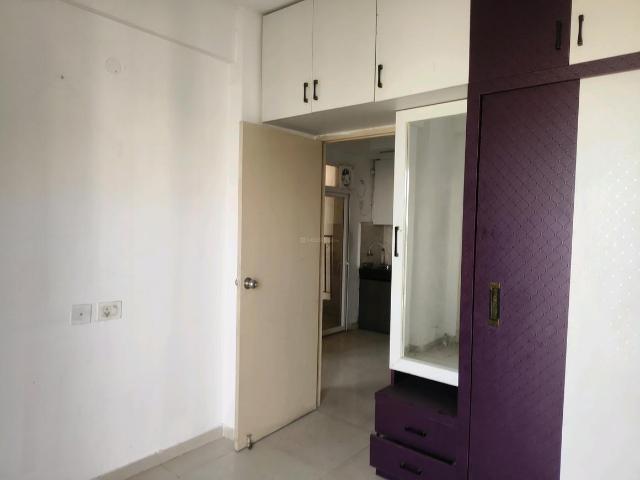 2 BHK Apartment in Sector 37D for resale Gurgaon. The reference number is 20329744