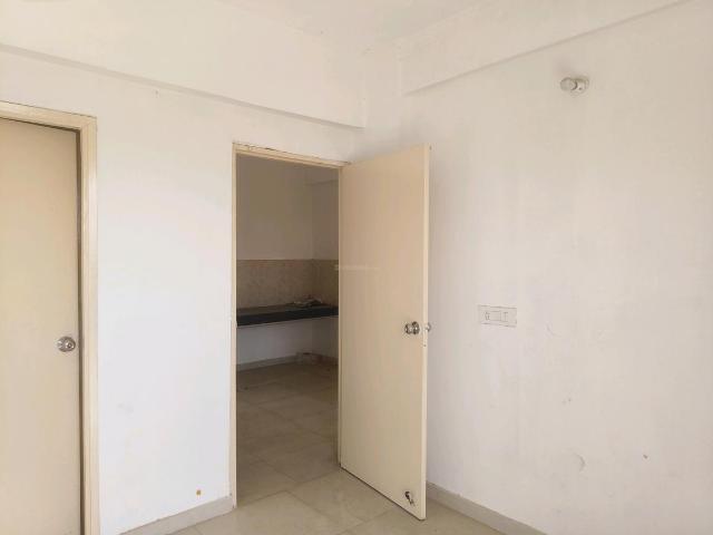 2 BHK Apartment in Sector 37D for resale Gurgaon. The reference number is 20329935