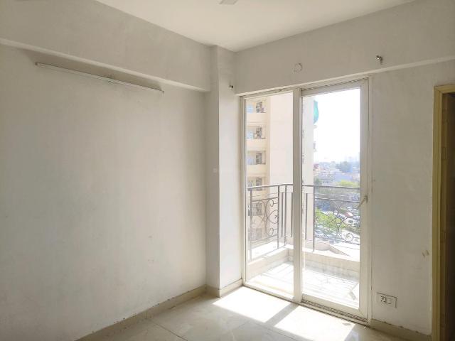2 BHK Apartment in Sector 37D for resale Gurgaon. The reference number is 20329051