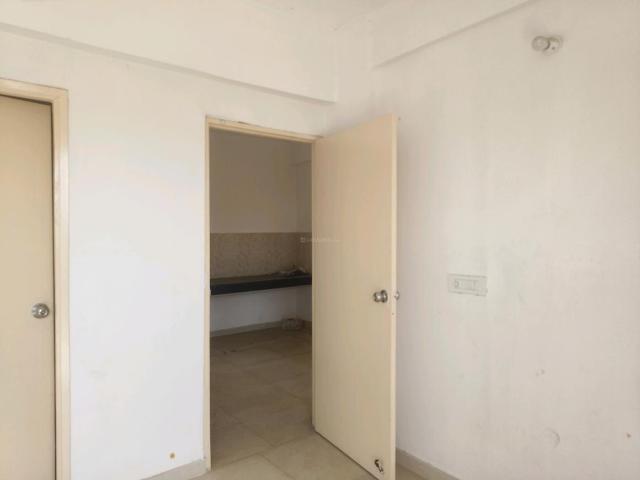 2 BHK Apartment in Sector 37D for resale Gurgaon. The reference number is 20329067