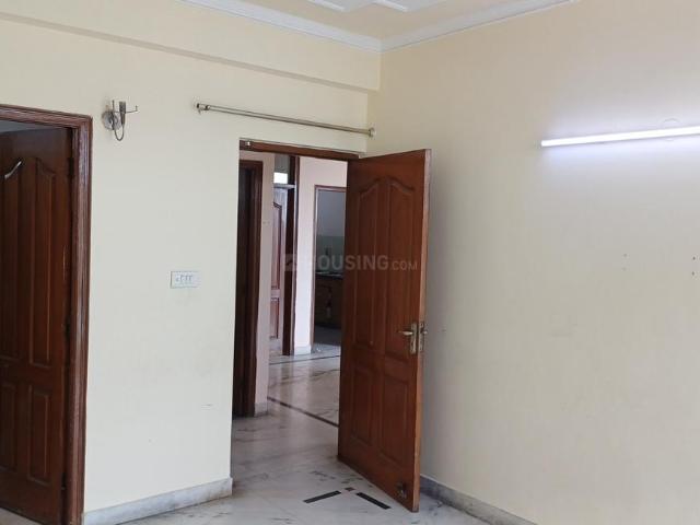 2 BHK Apartment in Sector 30 for rent Faridabad. The reference number is 20304950