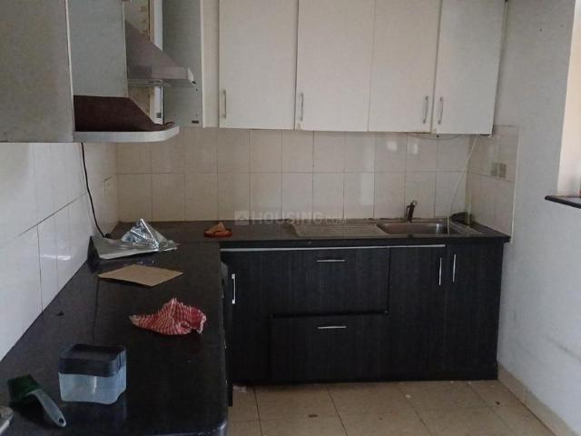 2 BHK Apartment in Sector 33 for rent Gurgaon. The reference number is 18009825