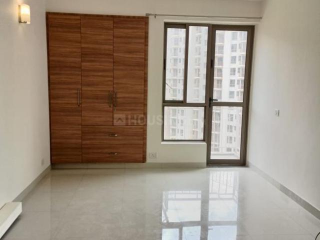 2 BHK Apartment in Sector 33 for rent Gurgaon. The reference number is 18257505