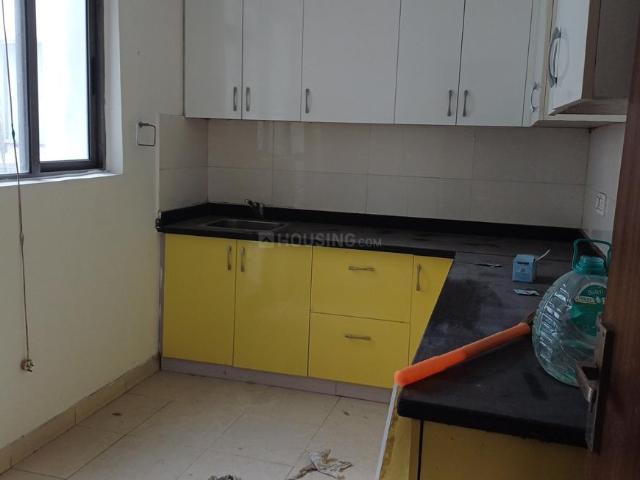 2 BHK Apartment in Sector 33 for rent Gurgaon. The reference number is 19105545
