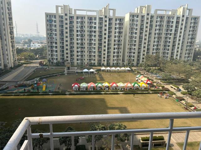 2 BHK Apartment in Sector 33 for rent Gurgaon. The reference number is 20003348