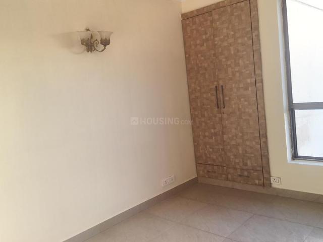 2 BHK Apartment in Sector 33 for rent Gurgaon. The reference number is 20007489