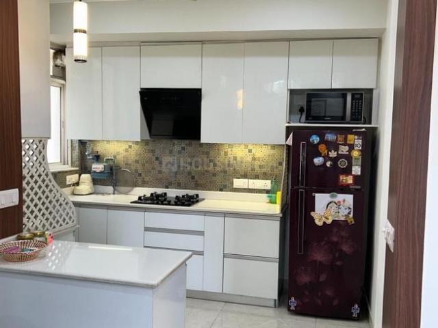 2 BHK Apartment in Sector 33 for rent Gurgaon. The reference number is 20150449