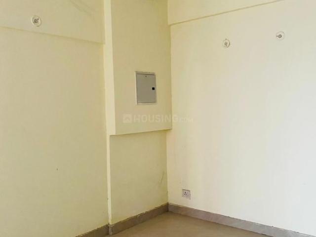 2 BHK Apartment in Sector 33 for resale Sohna. The reference number is 19831434