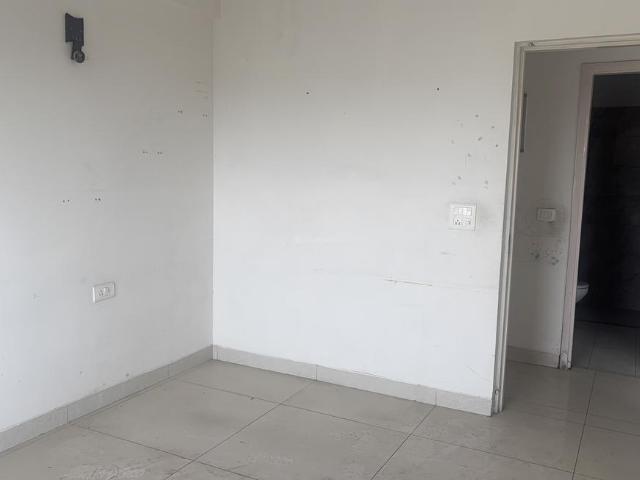 2 BHK Apartment in Sector 33 for resale Sohna. The reference number is 20421162