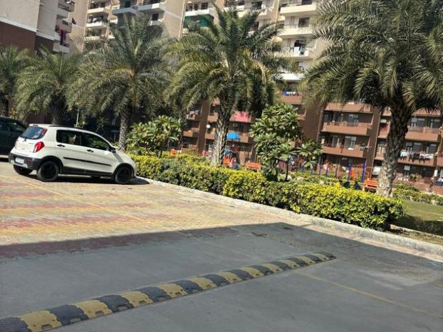 2 BHK Apartment in Sector 33 for resale Sonipat. The reference number is 16373957