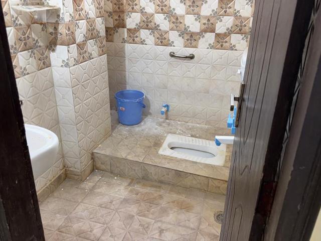 2 BHK Apartment in Sector 44 for rent Noida. The reference number is 20781604