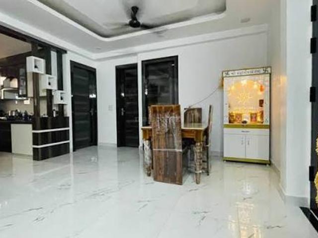 2 BHK Apartment in Sector 44 for resale Noida. The reference number is 19656436