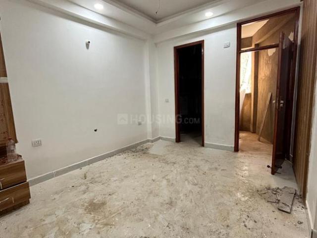 2 BHK Apartment in Sector 45 for resale Noida. The reference number is 20054675