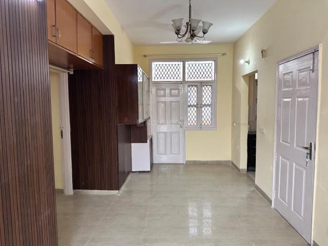 2 BHK Apartment in Sector 49 for rent Gurgaon. The reference number is 20228321