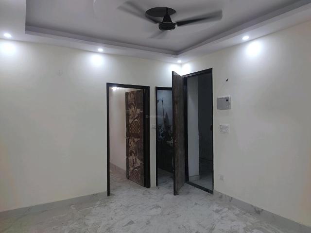 2 BHK Apartment in Sector 49 for resale Noida. The reference number is 15096716