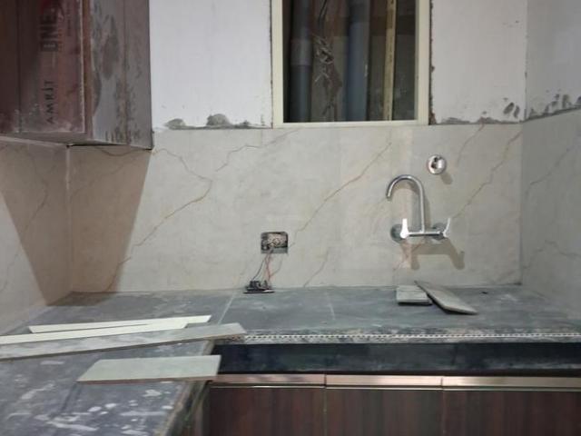 2 BHK Apartment in Sector 49 for resale Noida. The reference number is 18443797