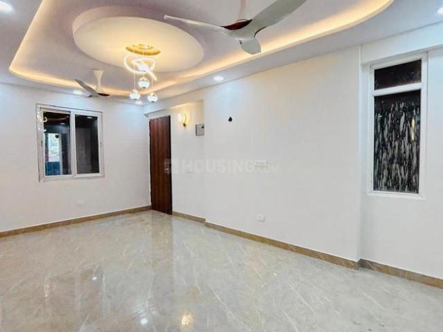 2 BHK Apartment in Sector 49 for resale Noida. The reference number is 19402118