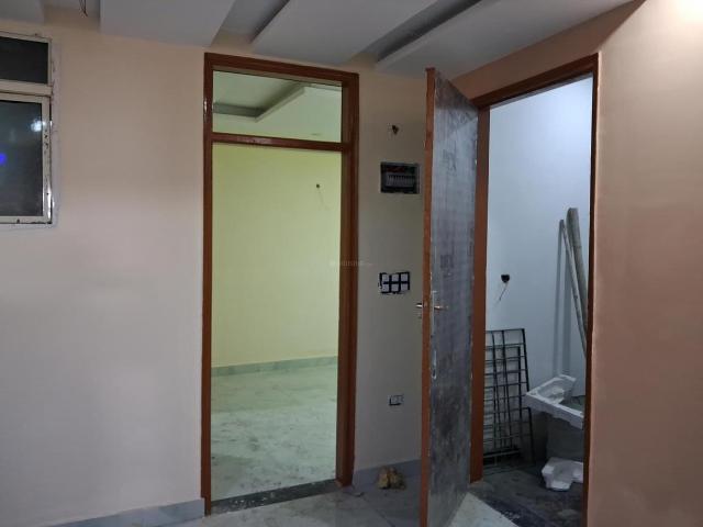 2 BHK Apartment in Sector 49 for resale Noida. The reference number is 19433706