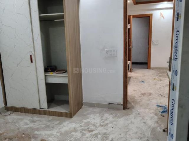 2 BHK Apartment in Sector 49 for resale Noida. The reference number is 19584670