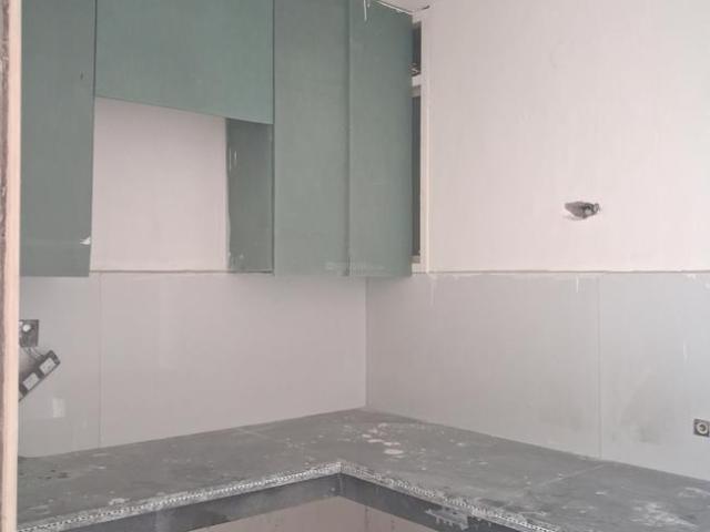 2 BHK Apartment in Sector 49 for resale Noida. The reference number is 19035417