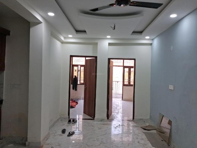 2 BHK Apartment in Sector 49 for resale Noida. The reference number is 19297578