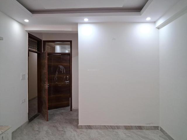 2 BHK Apartment in Sector 49 for resale Noida. The reference number is 20402367