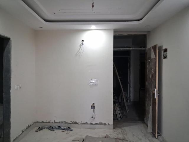 2 BHK Apartment in Sector 49 for resale Noida. The reference number is 20523414